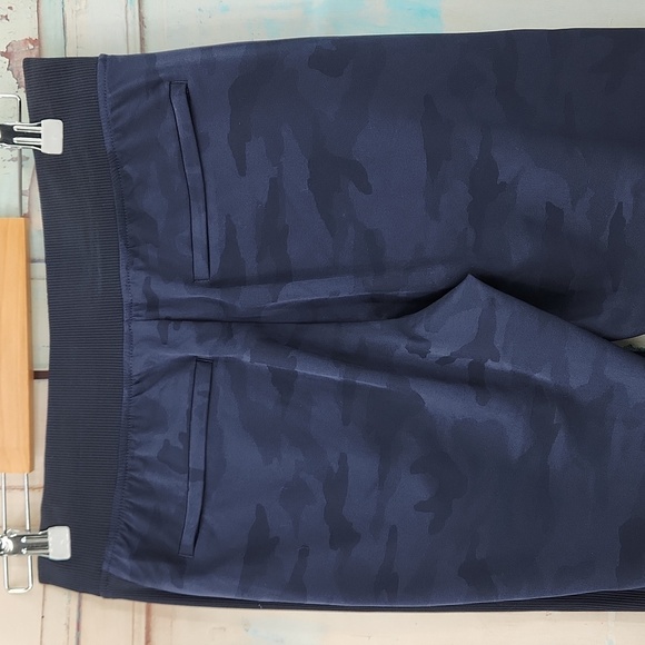 Athleta Brooklyn Ankle Camo Pant - Picture 5 of 6